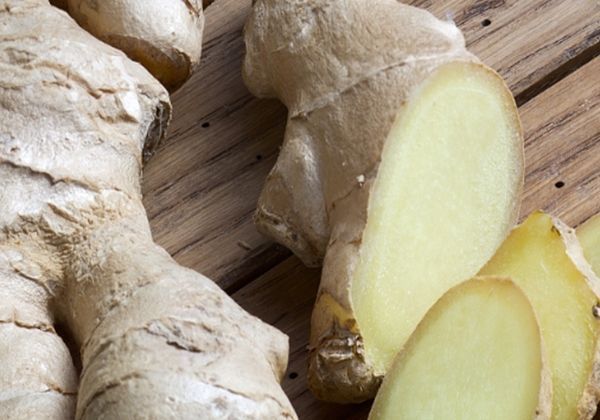 生姜用白醋泡一泡厲害了,老一輩人都在用,解決了很多人的煩惱