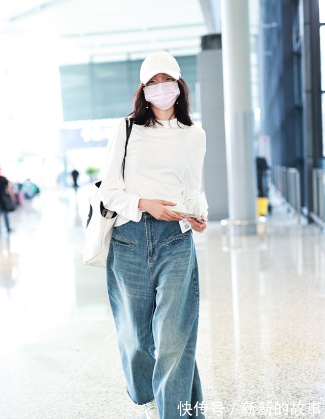 模特 模特金大川和新女友雎晓雯,日常穿搭和T台挺不同,低调且自在!