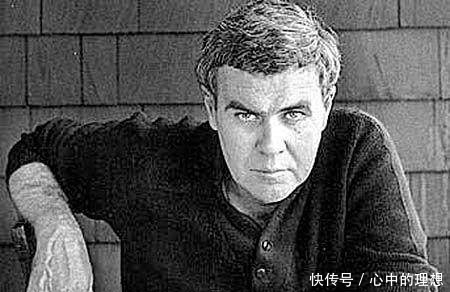 雷蒙德卡佛20金句,看完你对爱情和人生可能会有更多认识!