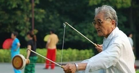 习惯|百岁老人长寿秘诀:坚持几个好习惯,长寿也可以“复制粘贴”!