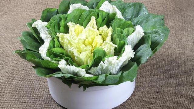 钙质|女性四十五岁后，身体若满足4种情况，提醒你准备迎接更年期吧