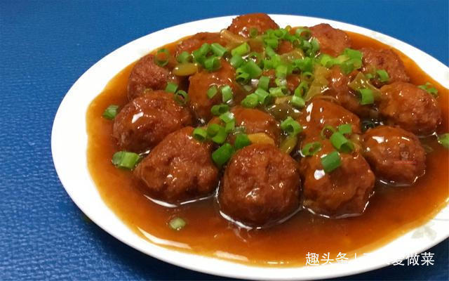 溜丸子|丸子要好吃关键最调馅，教你不外传的丸子做法，外焦内嫩