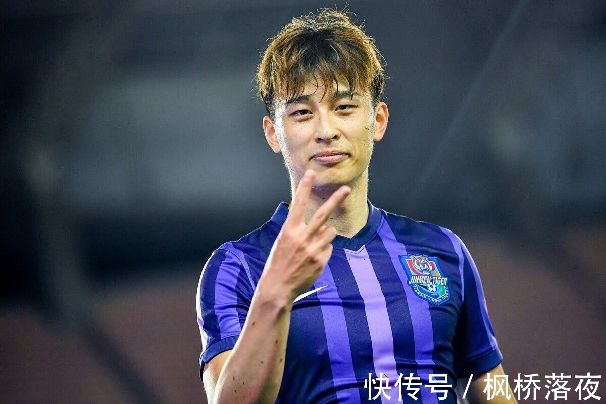 球迷|李铁这次真没看走眼!26岁土炮上场各种突突突,谁说他没用?