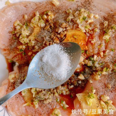 冬日里来一道香酥鸡排，保你一天元气满满