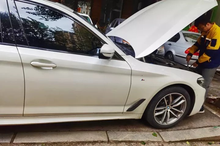 二手车检测哪点事儿:又来一辆没顶的精修