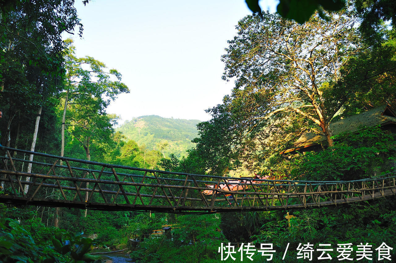 人与自然|沿着高速看中国丨资深驴友推荐“宝藏高速”：感受人与自然和谐之美！