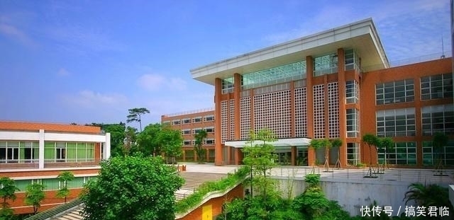 华南农业大学，大概率进双一流，2020年分数线不高，考上就是赚了