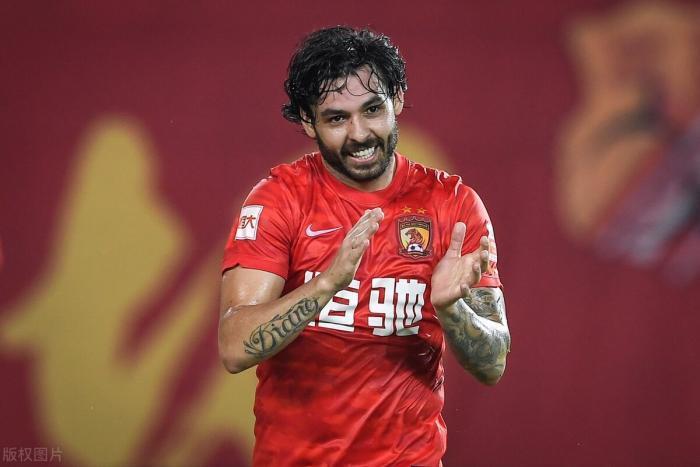 比赛|沧州雄狮1位置迎来新人上位，本轮出场却状态低迷，导致球队丢五球