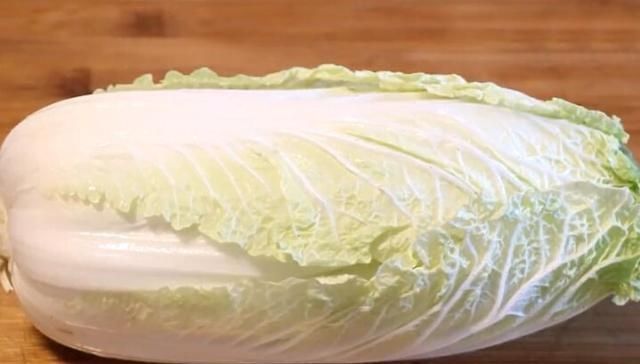 这菜我家一周至少做3次，雷打不动，简单一拌，鲜香又脆爽