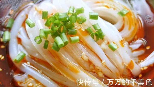 绿豆淀粉|只需一碗淀粉，教你在家做凉粉，筷子一搅就出锅，每次都能吃3碗