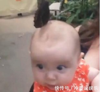 黑蝴蝶|路人看到宝宝留着“扫帚发型”,走近后一看,却是感到不可思议