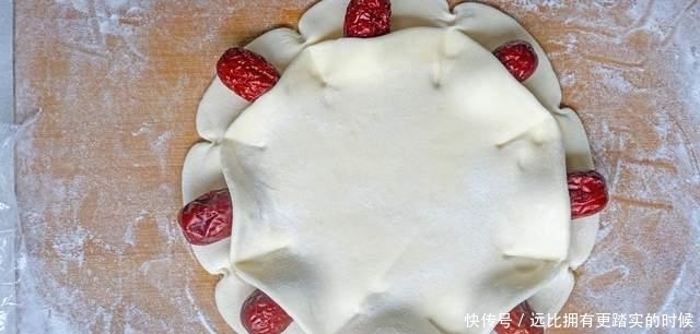 正月十五元宵节,家宴菜单已备好,5荤4素1汤上一桌,十全十美