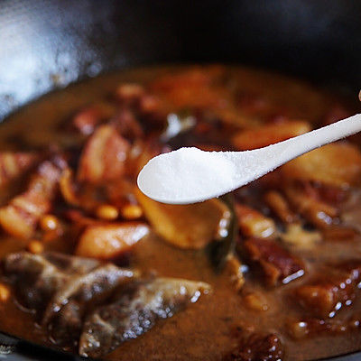 年夜饭|五花肉焖黄豆