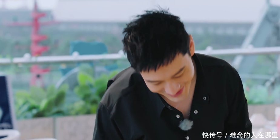 节目|黄晓明节目中被客人邀请一起吃，听到他如何婉拒，才懂baby眼光！