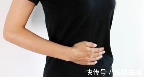 肠道|比香蕉还好的“通便”食物，睡前坚持吃，或能终结便秘，养好肠道