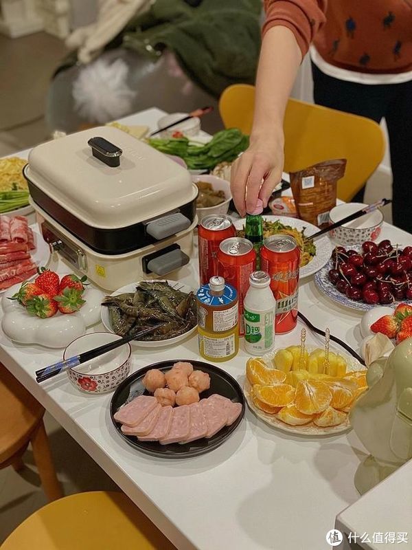 l型|90后妹子的家火了，一人住98㎡精致又高级，网友：还缺男朋友吗？