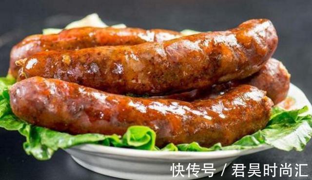 柴瘦|灌香肠时,别直接挂在太阳底下晒,牢记4个诀窍,香肠又香又入味
