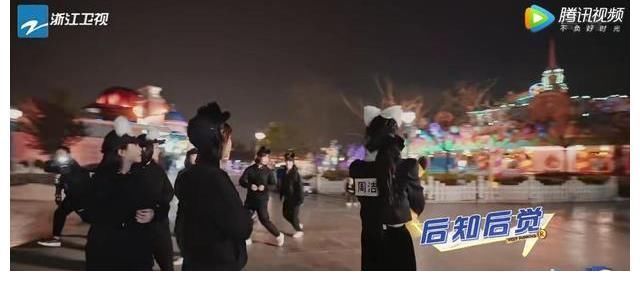 逆袭|周洁琼和《跑男》格格不入令人尴尬,但却打开了节目逆袭的突破口