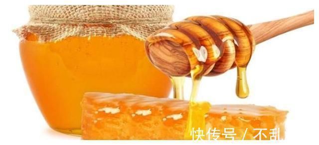 碱性食物|女性更年期后，常吃3种碱性食物，配合这项运动或能补充雌性激素