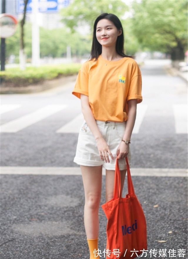 肤色|T恤买什么色不容易过时?这6个颜色很经典,减龄时髦还很显白