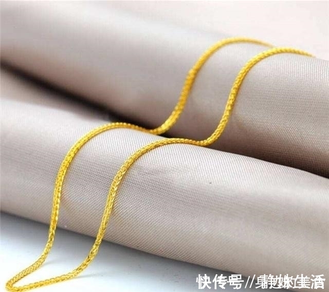 金店 黄金项链是选“粗”的好,还是“细”的好?懂行的人都这么挑