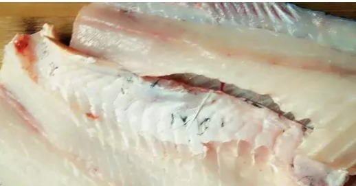 这道菜在餐馆吃太贵,自己做30元搞定,麻辣鲜香超下饭!