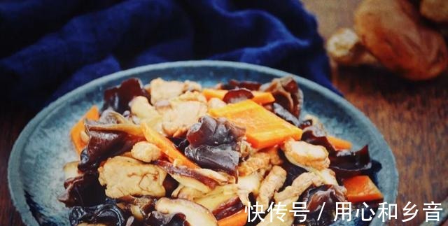 黑木耳|夏日小炒版的地三鲜，做法更方便，更低油，适合减脂塑形的吃货！