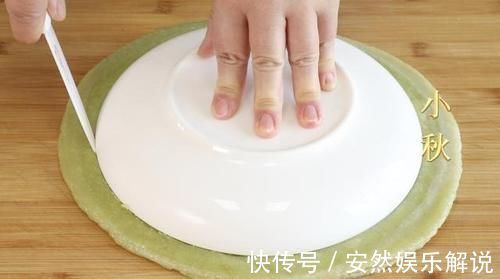 轻薄|春饼试试这样做，能蒸能烙，轻薄如纸，一锅15张不是问题
