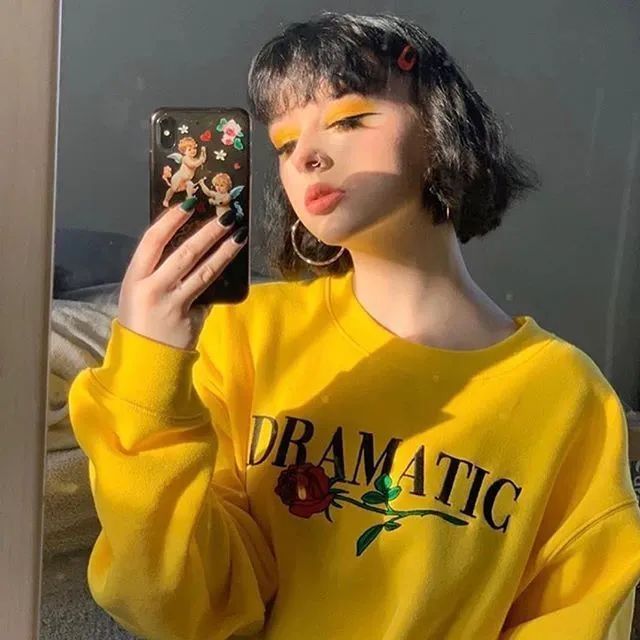 bm|成千上万的女生在三里屯做BM女孩