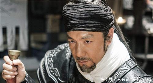 罢官|此人想入非非在皇上面前罢官, 皇上赶忙拦住不让走, 偏偏不敢杀他！