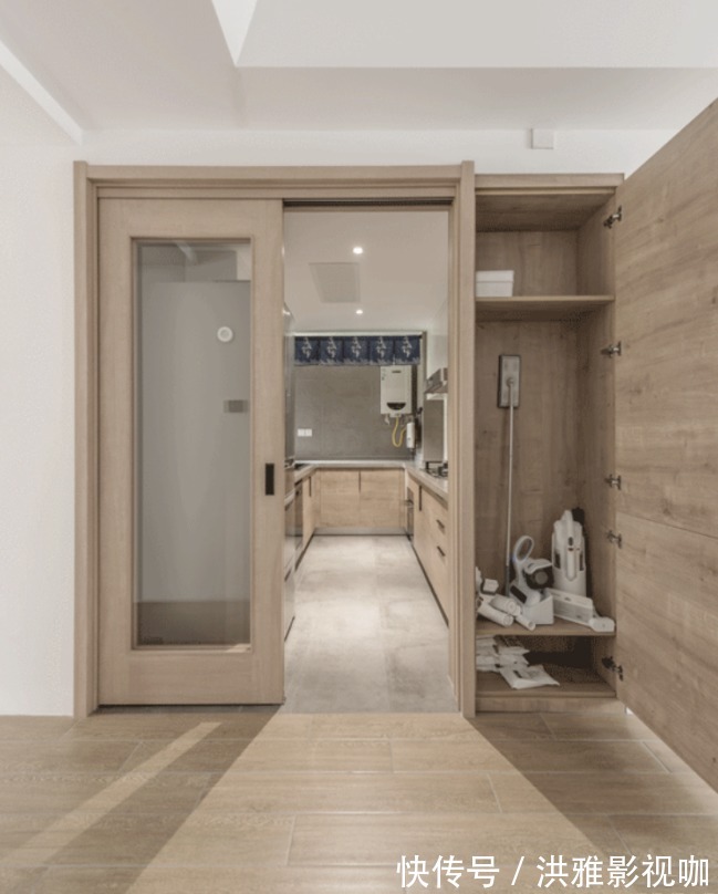 宅宅宅|越来越多人坚持减法装修，大白墙、少造型，功能强大，耐看不过时