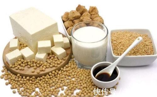 卵巢|女性何时绝经最好若在一个年龄段才绝经，值得恭喜，保养的不错