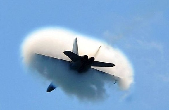 科学 当飞机速度超过音速,会发生什么呢科学真的太有趣了