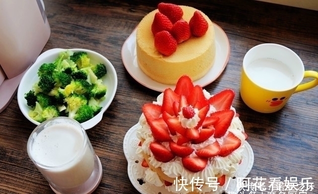 晒晒我家这8天的早餐，每天都有好几样，口味清淡，食材简单