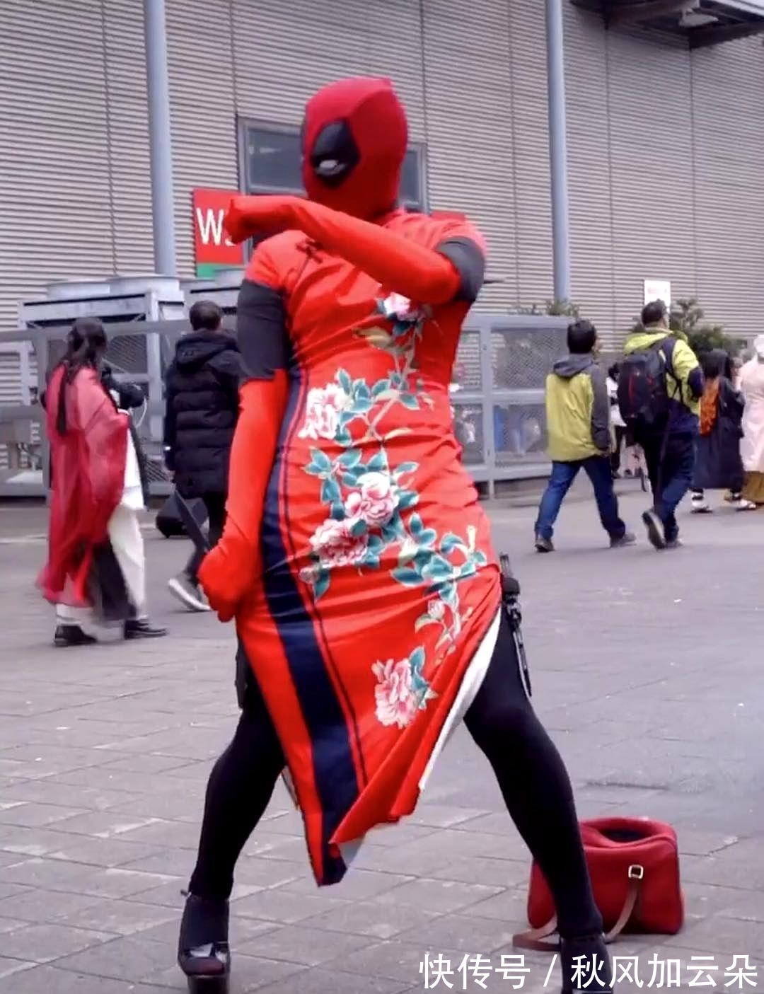 本尊|漫展那些神还原的cosplay,死侍骚出天际,太乙真人是本尊来了