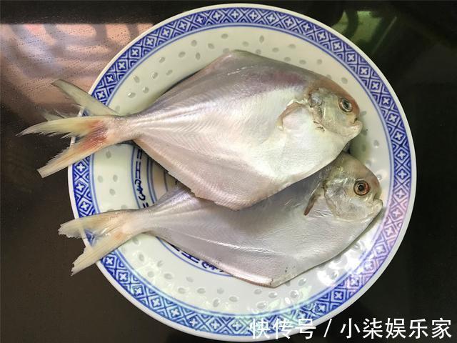 老少皆宜|不管炖什么鱼，两种调料不能放，不然鱼又腥又难吃，看完别再错了