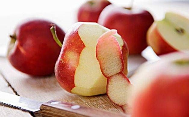 晨起吃苹果，好处非常多，如若能坚持，变化有三处，长久自然来
