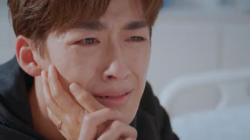 虚拟偶像 R1SE何洛洛:演员何洛洛的身份才刚刚起步,未来还有不少进步空间