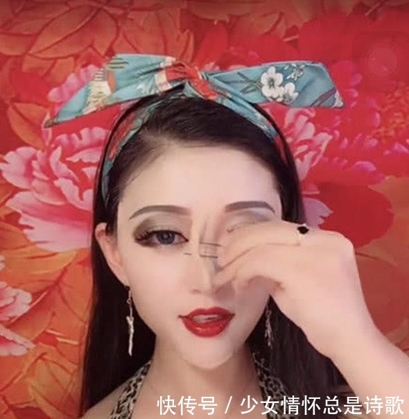 直播|奇闻:女孩首次直播卸妆,卸妆前后判若两人