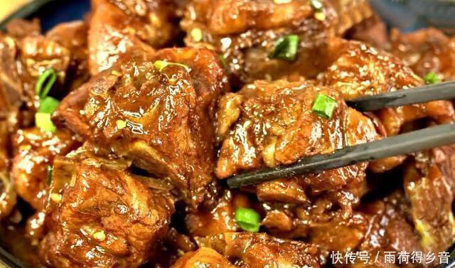 清洗干净|炖排骨很多人都做错了,掌握3个技巧,排骨鲜美软烂,半小时炖好