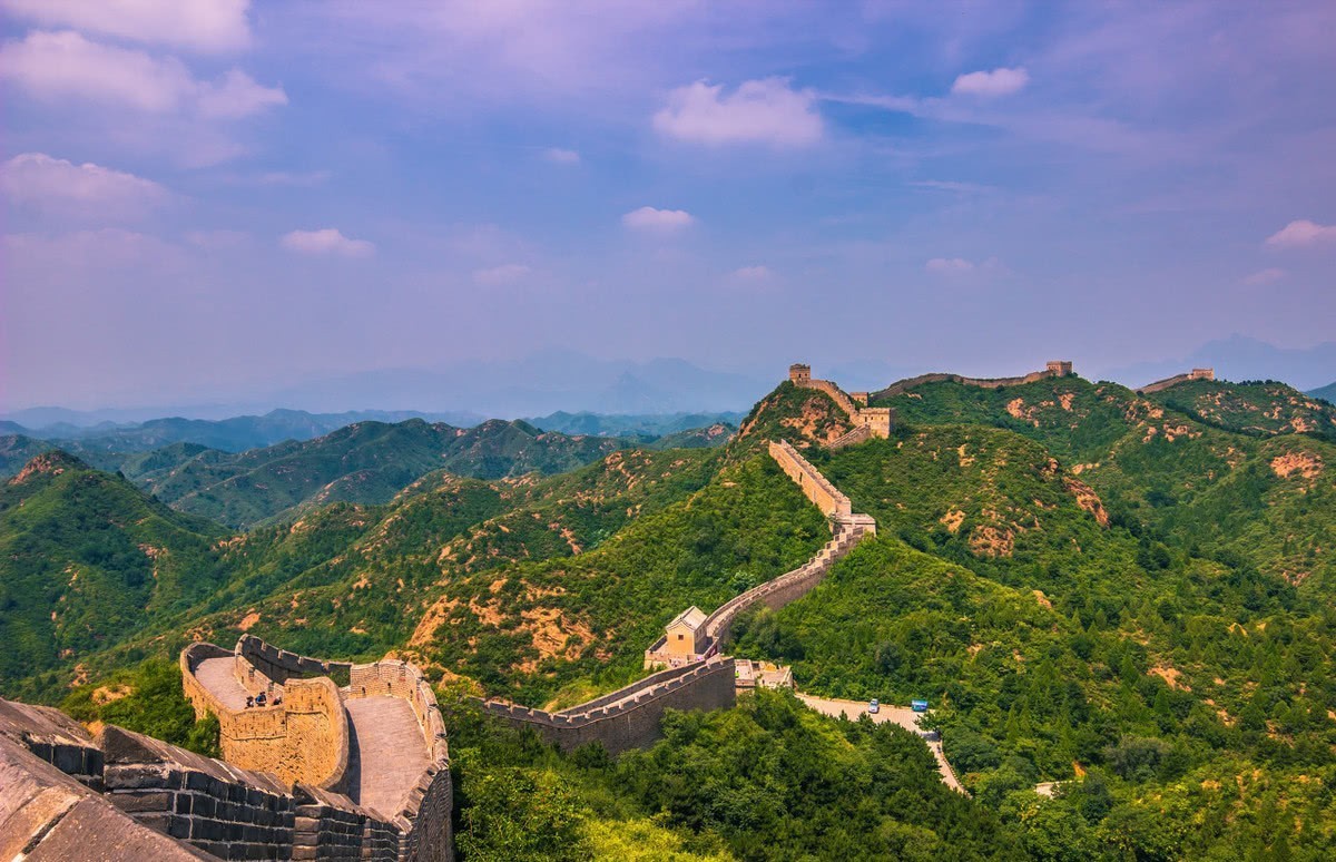 修筑|秦始皇修筑长城到底有何作用?西方学者:长城害惨了欧洲