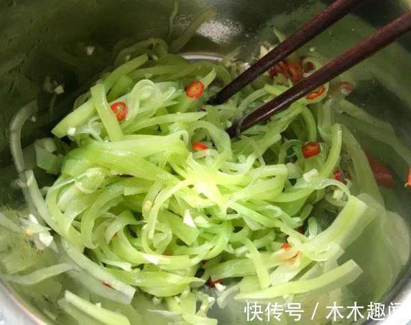 藏在身边“清肠菜”,一买10斤,准时上厕所,越吃越瘦,口臭没了