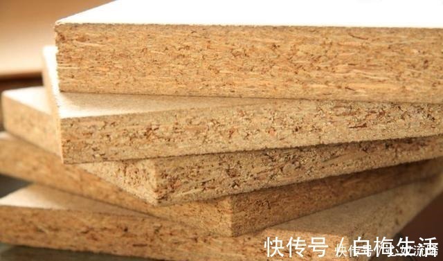 衣柜|定制衣柜用哪种板材老木匠一讲,发现太多家庭被坑,开胶是硬伤!