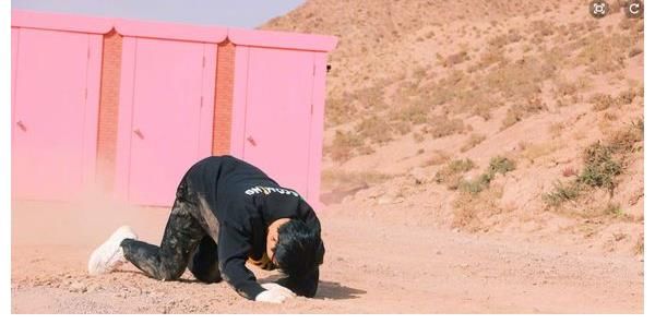 鄧超狼狽模樣全曝光！發(fā)文怒喊：這樣的節(jié)目我不會(huì)再錄了