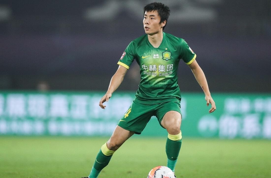 引援|仅踢45分钟被换,国安两主力后卫再度业余失误,李明两笔引援失败