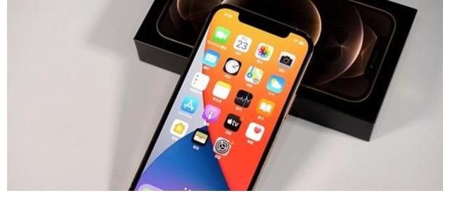 iphone|国产手机卖的比苹果贵，这样的国产手机还能卖的出去吗