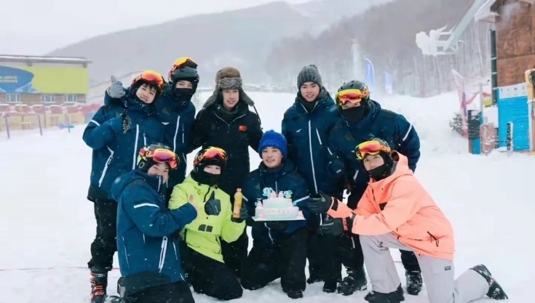 《五哈2》热度低,鹿晗脸垮疲惫,邓超欺负新人,离开跑男都不行