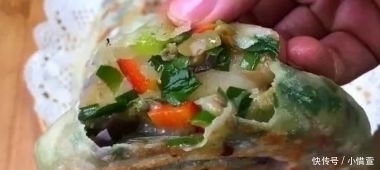 茄子|茄子别直接炒着吃了,教你一个新吃法,做法简单味道足,比肉还香