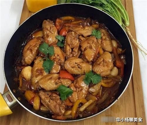 酱汁|鸡翅新吃法，不炸不煮，不加一滴水，菜下饭汤汁更下饭，零失败