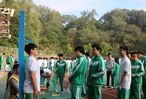 平常|父母平均身高不到165cm,儿子身高达到183cm,只因平常做好3件事